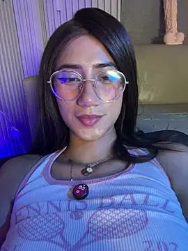 Snapshot of KaitlynLoveCam chatting on 06/11/26, 12:43 KaitlynLoveCam online show from 06/11/26, 12:43