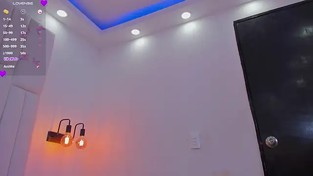 chloe zulay online show from 07/19/26, 02:42