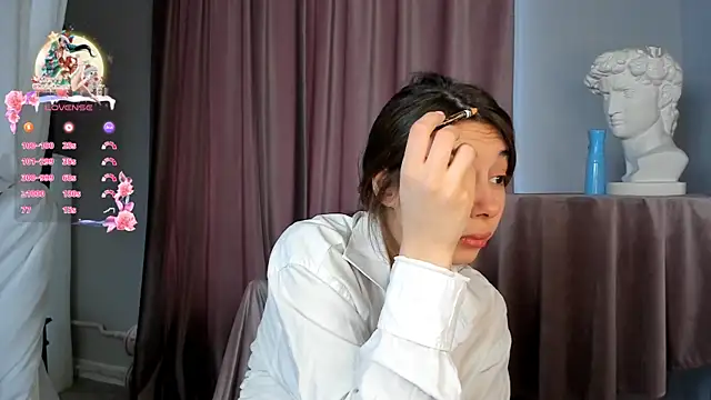 Lucutes online show from 12/28/24, 06:49