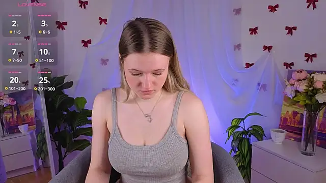 MaydaFoulk online show from 03/04/26, 01:13