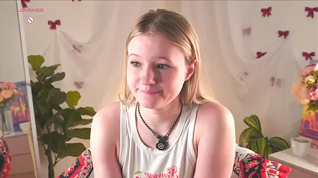 MaydaFoulk online show from 03/30/26, 01:18