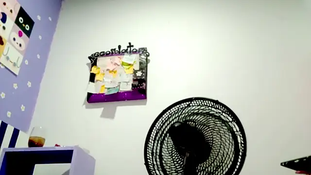 PetiteIvoryQueen19 online show from 03/26/26, 03:38