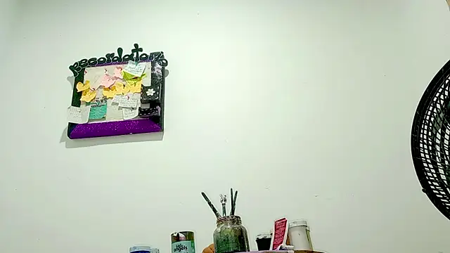 PetiteIvoryQueen19 online show from 01/15/26, 04:27