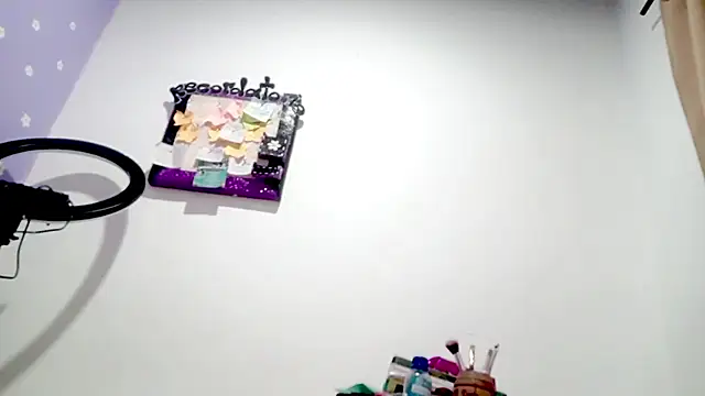 PetiteIvoryQueen19 online show from 03/02/26, 01:39