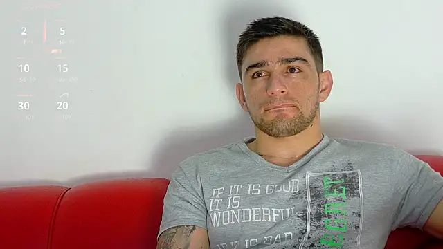 Snapshot of Sexy_Alejandro_ chatting on 09/11/25, 11:32 Sexy Alejandro online show from 09/11/25, 11:32
