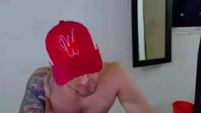 Sexy Alejandro  online show from 11/23/25, 12:42