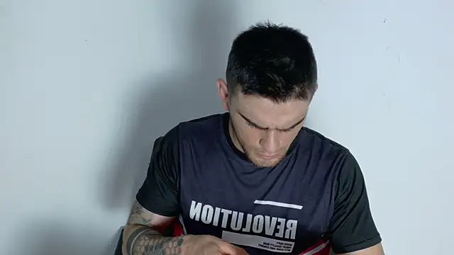 Sexy Alejandro  online show from 05/12/26, 08:43