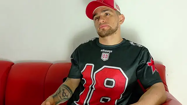 Sexy Alejandro  online show from 11/14/25, 11:47