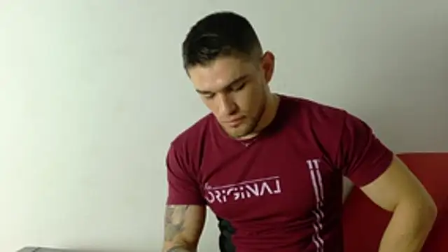 Sexy Alejandro  online show from 12/19/25, 11:56