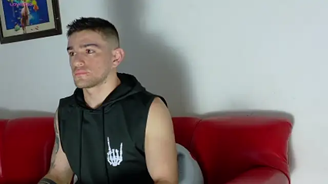 Sexy Alejandro  online show from 06/01/26, 01:22