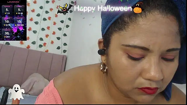 dannaberlin 0 online show from 10/31/25, 02:57