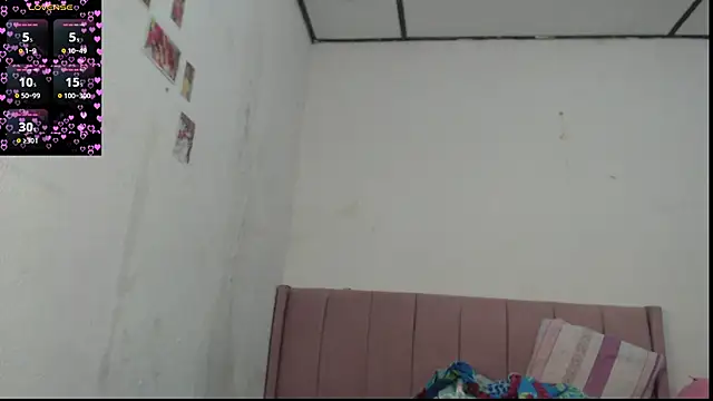 dannaberlin 0 online show from 10/04/25, 08:32