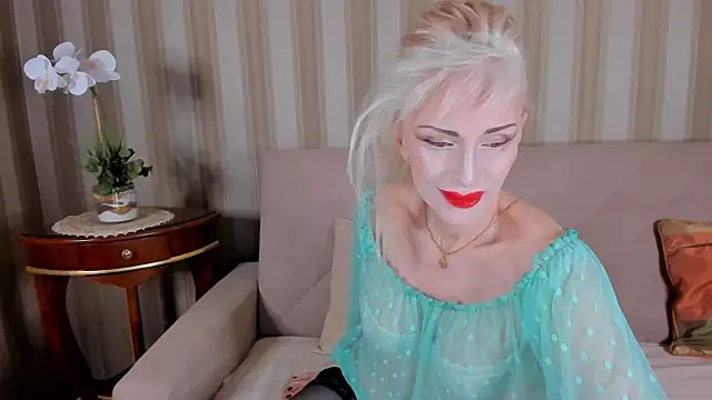 Rita Farel online show from 02/05/25, 08:35
