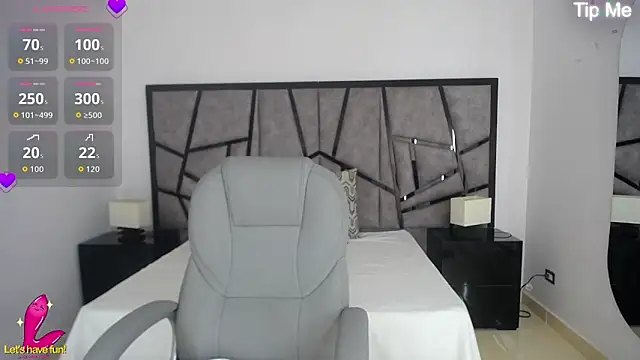 adhara cortez online show from 04/10/26, 08:27