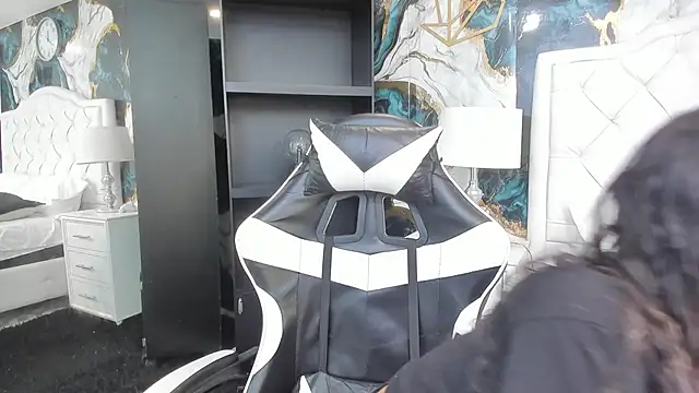 rave connor online show from 12/15/25, 07:09