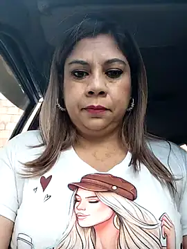 Snapshot of Laura-Hernandez chatting on 02/19/26, 03:20 Laura-Hernandez online show from 02/19/26, 03:20