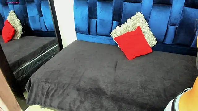 Stefyrossy online show from 04/14/26, 03:06