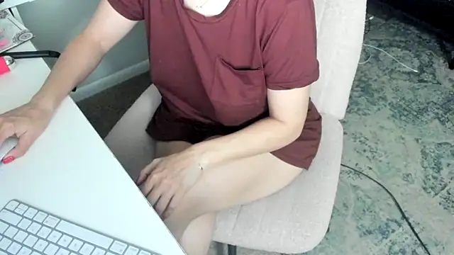 bigb00tyjudyyX online show from 05/19/26, 04:14