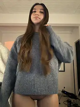 Snapshot of aly_golden_ chatting on 04/21/26, 11:33 aly golden online show from 04/21/26, 11:33