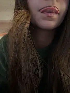 aly golden  online show from 04/14/26, 02:38