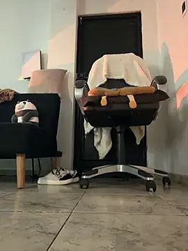 aly golden  online show from 03/14/26, 11:05