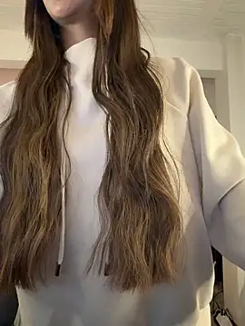 aly golden  online show from 03/15/26, 08:49