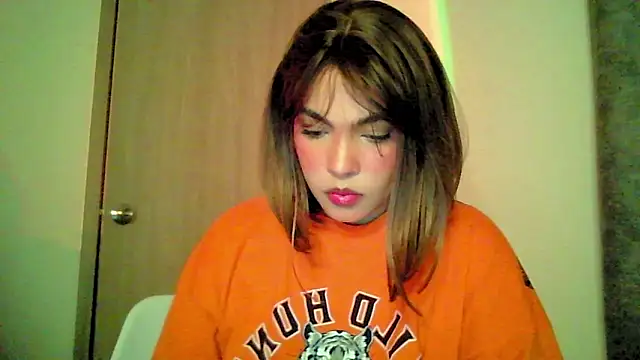 Kiri Cutee online show from 09/13/25, 04:23