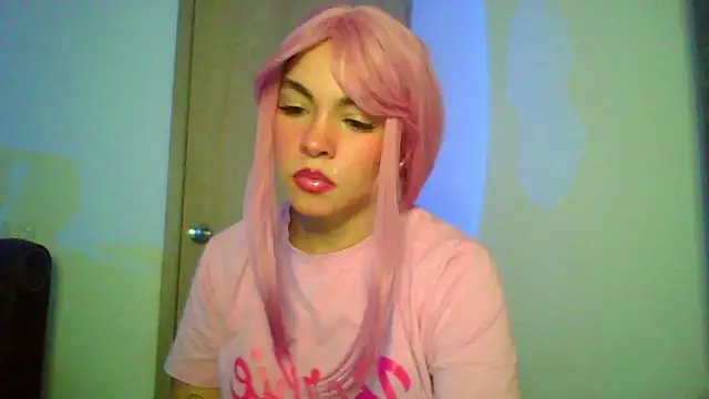 Kiri Cutee online show from 10/16/25, 04:21