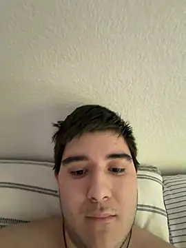 Snapshot of Yann_18 chatting on 05/04/26, 02:53 Yann 18 online show from 05/04/26, 02:53