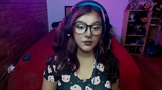 Snapshot of sweet-sunlight chatting on 12/24/24, 03:49 sweet-sunlight online show from 12/24/24, 03:49