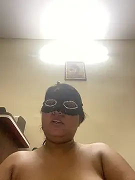 Snapshot of kamayanisingh24 chatting on 03/22/25, 05:52 kamayanisingh24 online show from 03/22/25, 05:52