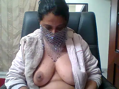 Snapshot of kamayanisingh24 chatting on 12/07/24, 07:38 kamayanisingh24 online show from 12/07/24, 07:38