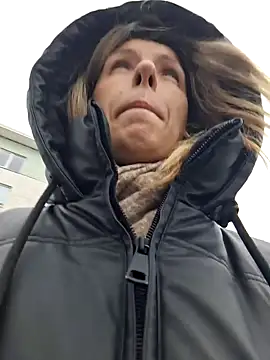 YourJuliena online show from 01/13/25, 12:35