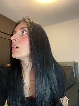 Valentina cartier online show from 09/09/25, 01:05