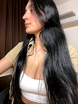 Valentina cartier online show from 10/10/25, 11:16