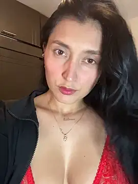 Valentina cartier online show from 09/16/25, 12:00