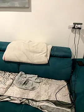 Snapshot of Porcella96 chatting on 11/08/25, 10:13 Porcella96 online show from 11/08/25, 10:13