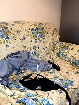 Snapshot of Porcella96 chatting on 09/09/25, 09:35 Porcella96 online show from 09/09/25, 09:35