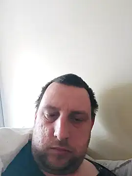 HE-M123 online show from 03/03/25, 10:06