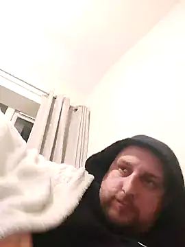 HE-M123 online show from 12/03/24, 04:44