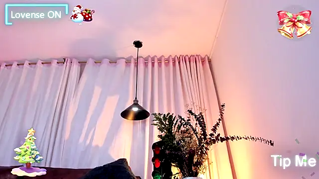 Alliemilky online show from 12/02/25, 03:30