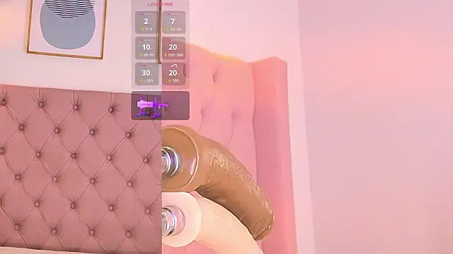 Luna monroe  online show from 03/12/26, 05:06