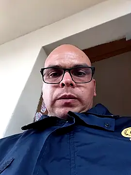 Camilo-31RI online show from 04/17/26, 06:00