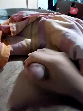 Snapshot of Camilo-31RI chatting on 02/15/26, 01:10 Camilo-31RI online show from 02/15/26, 01:10