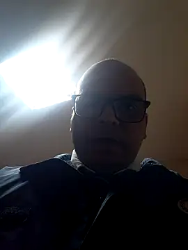 Snapshot of Camilo-31RI chatting on 06/24/26, 11:35 Camilo-31RI online show from 06/24/26, 11:35