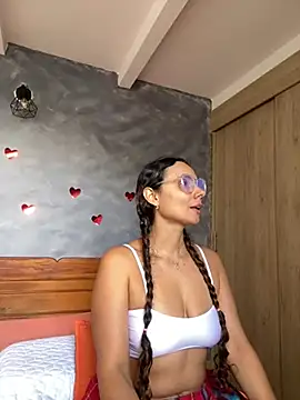 MafeeRoss online show from 02/26/26, 06:08