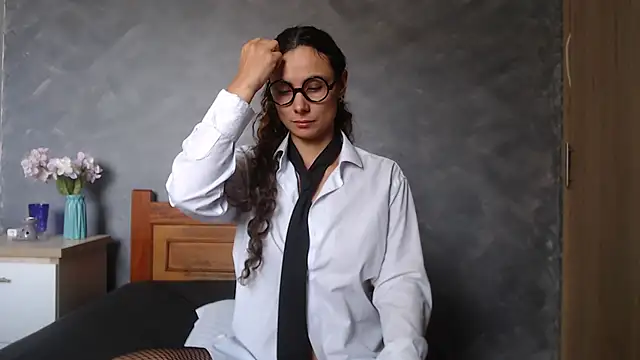 MafeeRoss online show from 11/16/25, 05:28