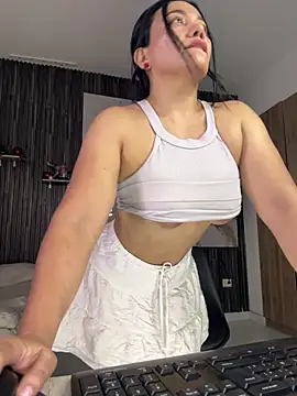 Abril10  online show from 03/28/26, 02:40