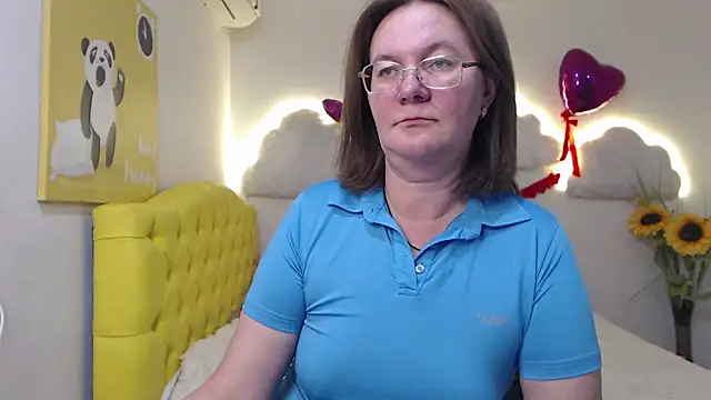 Snapshot of HolyMilfa chatting on 03/20/25, 11:05 HolyMilfa online show from 03/20/25, 11:05