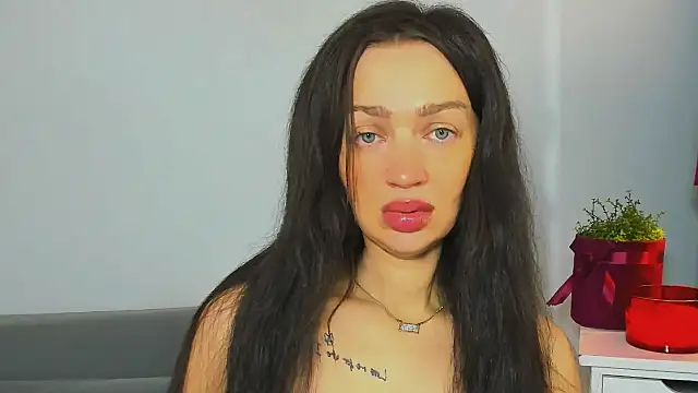 OliviaFantasy online show from 03/20/26, 11:44